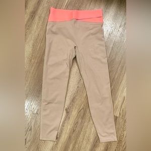 Le Ore Corso Crossover Legging - Almond/Glow - M